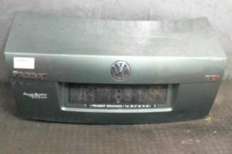 Malle/Hayon arriere VOLKSWAGEN PASSAT 4 Photo n°1