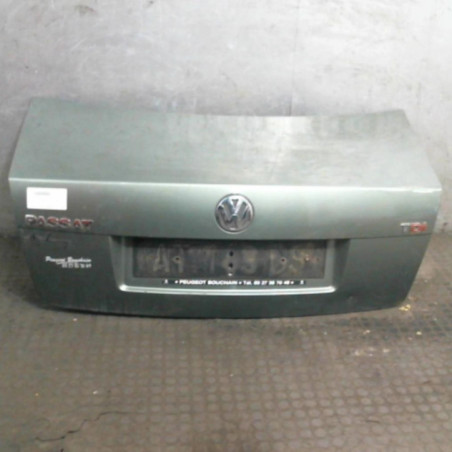 Malle/Hayon arriere VOLKSWAGEN PASSAT 4 Photo n°1
