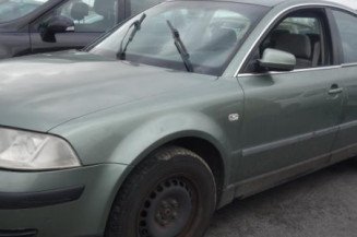 Malle/Hayon arriere VOLKSWAGEN PASSAT 4