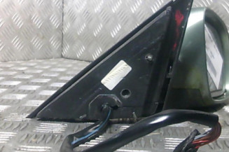 Retroviseur droit VOLKSWAGEN PASSAT 4