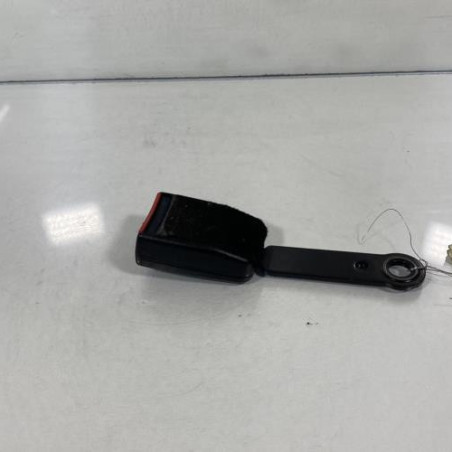 Attache ceinture avant droit PEUGEOT 206