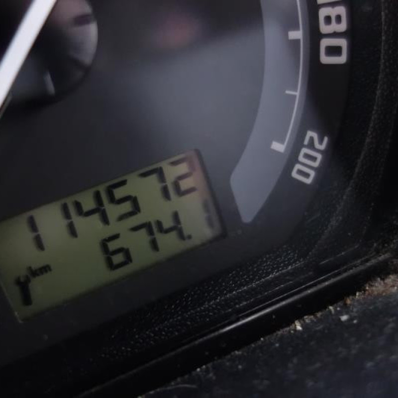 Malle/Hayon arriere SKODA FABIA 1 Photo n°8