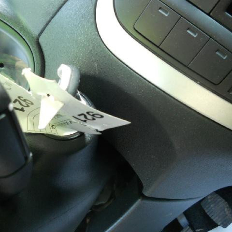 Trappe d'essence CITROEN C2 Photo n°11