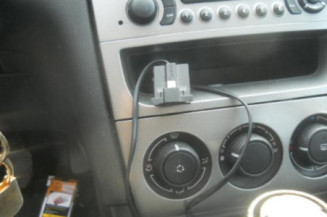 Pretensionneur de ceinture avant droit PEUGEOT 308 1