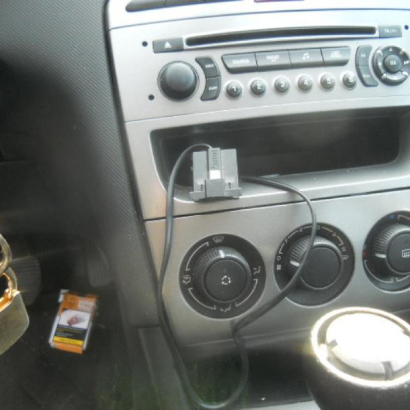 Pretensionneur de ceinture avant droit PEUGEOT 308 1 Photo n°11