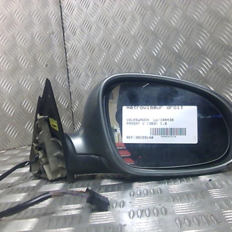 Retroviseur droit VOLKSWAGEN PASSAT 4 Photo n°1