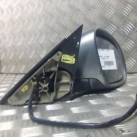 Retroviseur droit VOLKSWAGEN PASSAT 4
