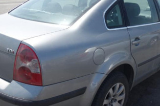 Retroviseur droit VOLKSWAGEN PASSAT 4