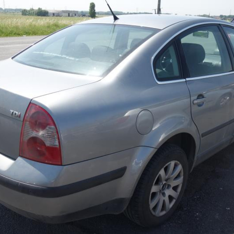 Retroviseur droit VOLKSWAGEN PASSAT 4 Photo n°6