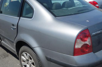 Retroviseur droit VOLKSWAGEN PASSAT 4