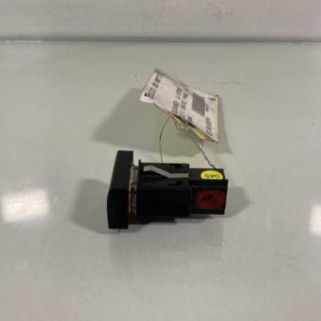 Bouton de warning VOLKSWAGEN POLO 5