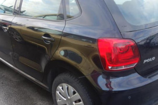 Bouton de warning VOLKSWAGEN POLO 5