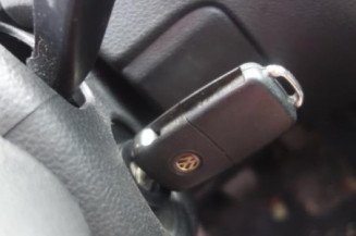 Bouton de warning VOLKSWAGEN POLO 5