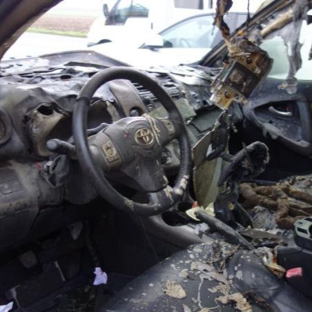 Vitre arriere droit TOYOTA RAV4 3
