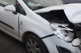 Pivot de moyeu avant gauche OPEL CORSA D