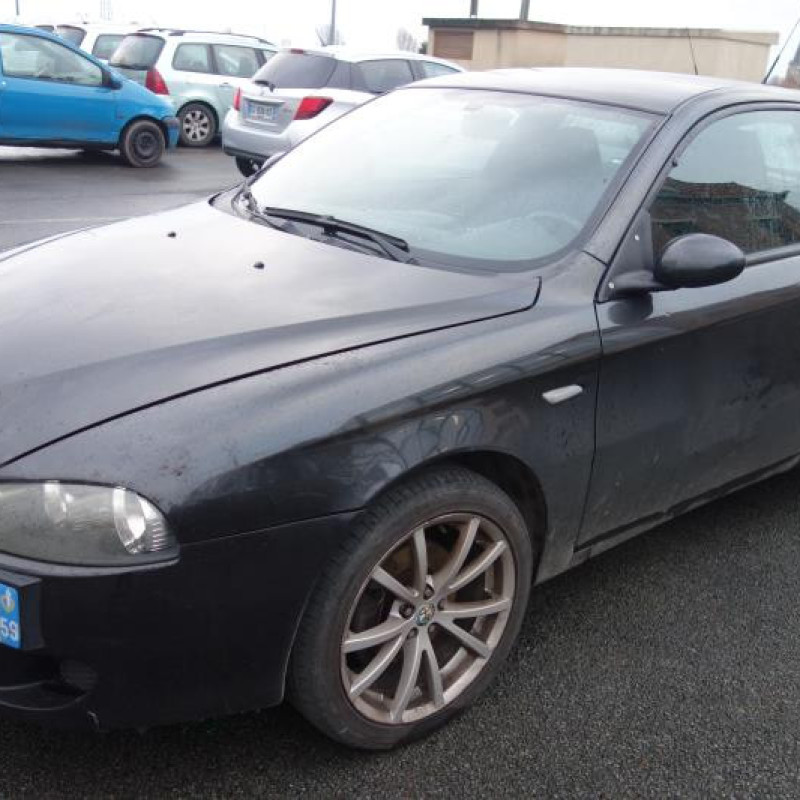 Feu arriere principal droit (feux) ALFA ROMEO 147 Photo n°3