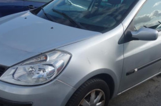Renfort pare choc arriere (traverse) RENAULT CLIO 3