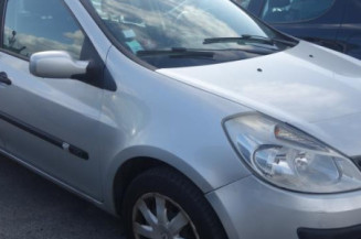 Renfort pare choc arriere (traverse) RENAULT CLIO 3