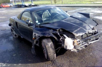 Porte avant droit TOYOTA MR3