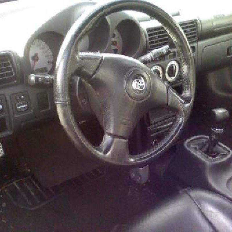 Porte avant droit TOYOTA MR3 Photo n°5