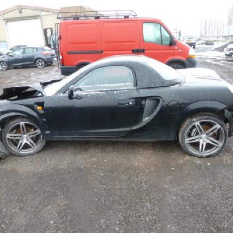 Porte avant droit TOYOTA MR3 Photo n°10
