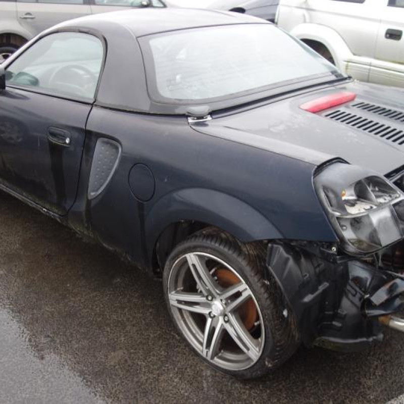 Porte avant droit TOYOTA MR3 Photo n°14