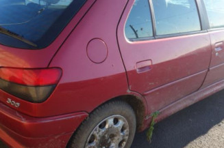 Malle/Hayon arriere PEUGEOT 306