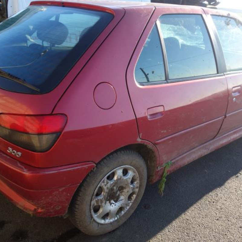 Malle/Hayon arriere PEUGEOT 306 Photo n°5