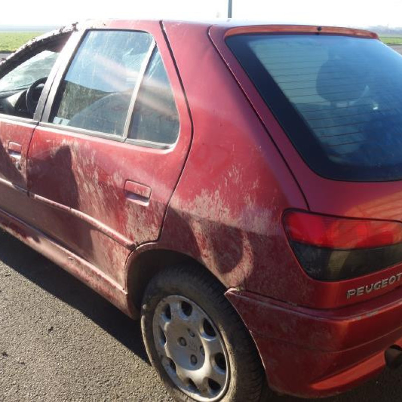 Malle/Hayon arriere PEUGEOT 306 Photo n°6