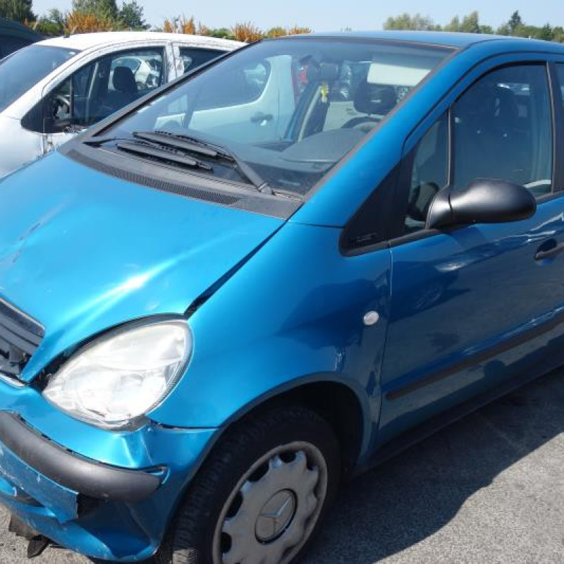 Aile avant gauche MERCEDES CLASSE A 168 Photo n°3
