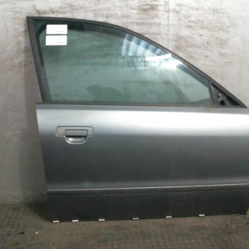 Porte avant droit AUDI A4 1 Photo n°1