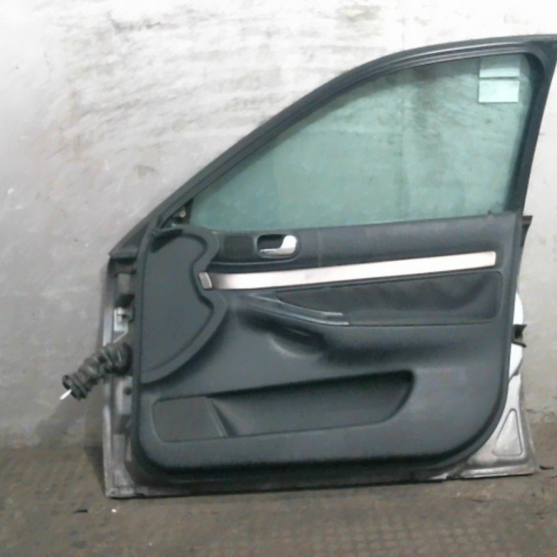 Porte avant droit AUDI A4 1 Photo n°2