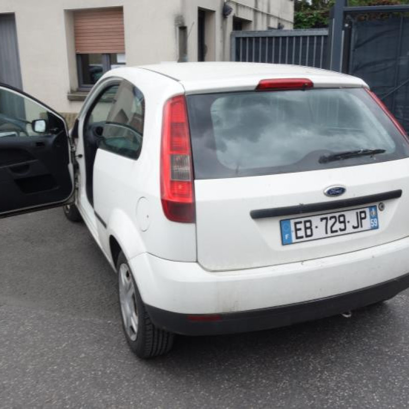 Pretensionneur de ceinture avant gauche FORD FIESTA 5 Photo n°7