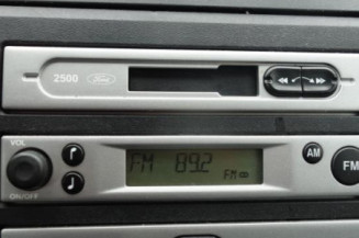 Pretensionneur de ceinture avant gauche FORD FIESTA 5