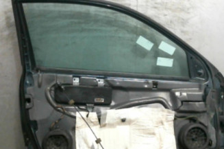 Porte avant gauche MERCEDES CLASSE C 203 COUPE SPORT