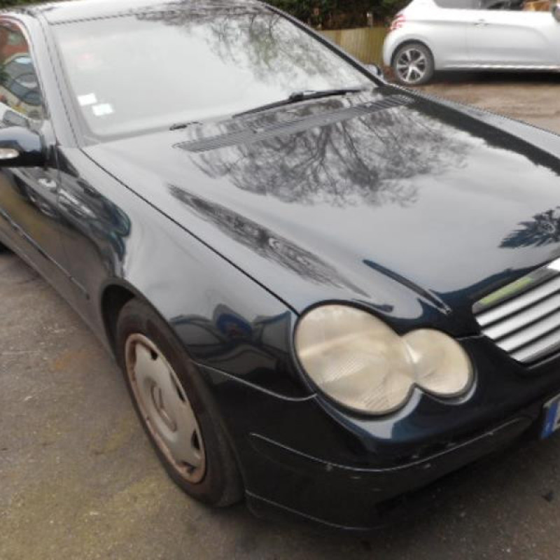 Porte avant gauche MERCEDES CLASSE C 203 COUPE SPORT Photo n°4