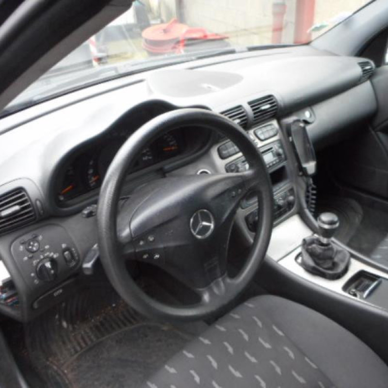 Porte avant gauche MERCEDES CLASSE C 203 COUPE SPORT Photo n°6