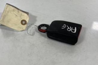 Attache ceinture arriere gauche RENAULT ESPACE 4