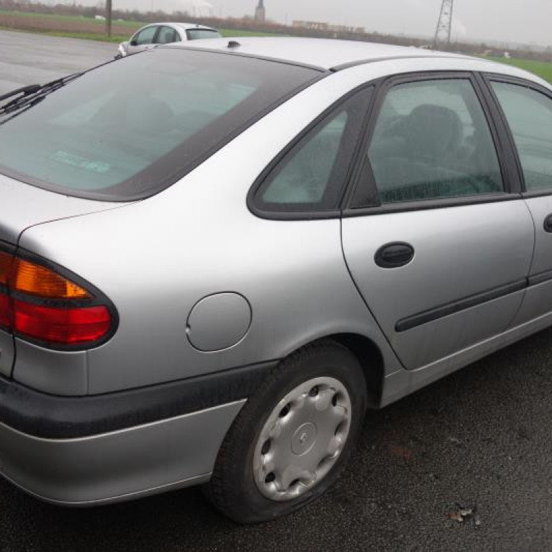 Pulseur d'air RENAULT LAGUNA 1 Photo n°6