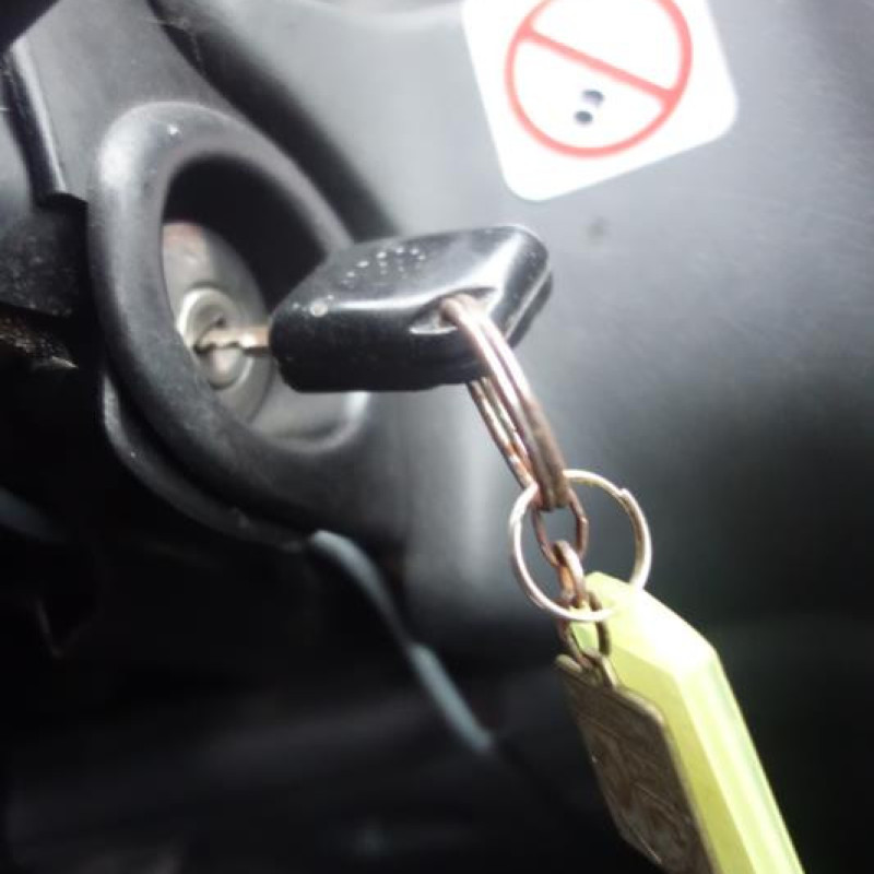 Moteur essuie glace arriere RENAULT LAGUNA 1 Photo n°10