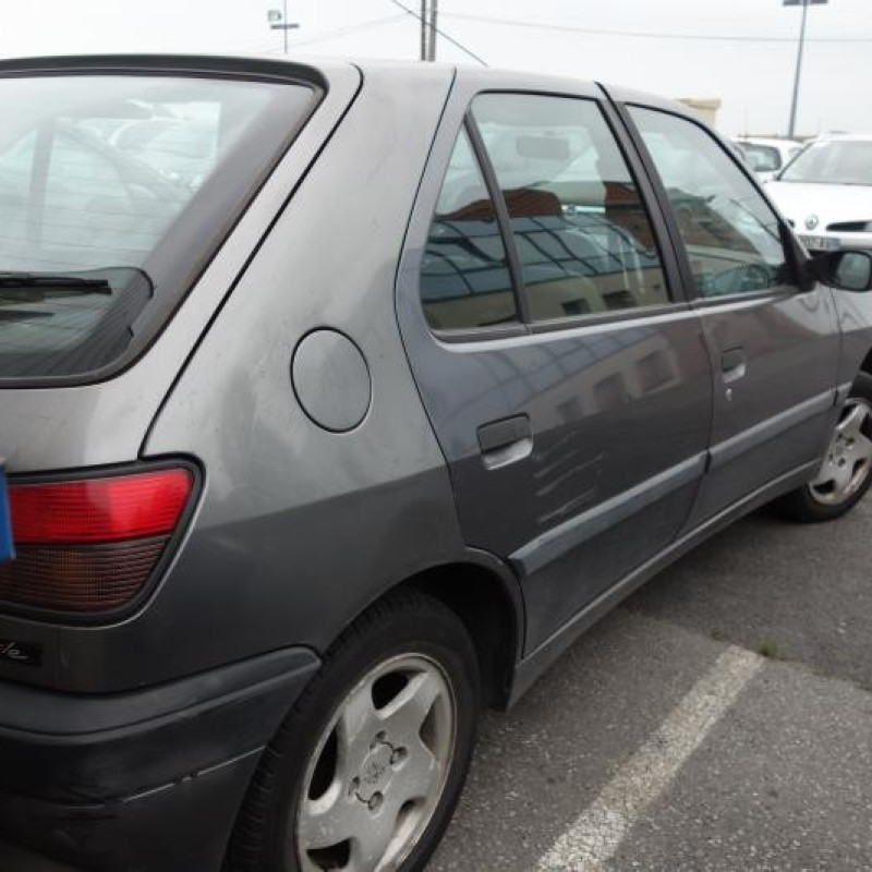 Optique avant principal droit (feux)(phare) PEUGEOT 306 Photo n°5