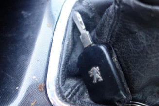 Capot PEUGEOT 607