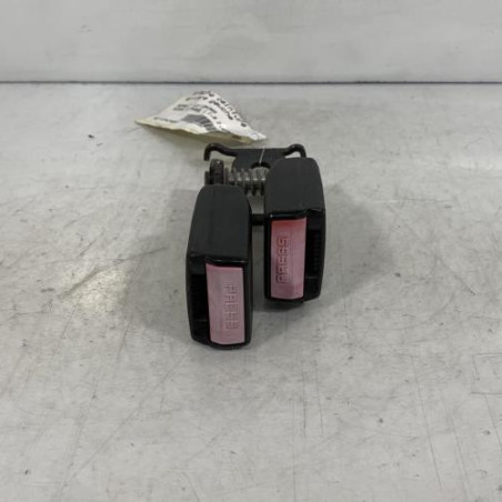 Attache ceinture arriere gauche RENAULT MEGANE 2 Photo n°1