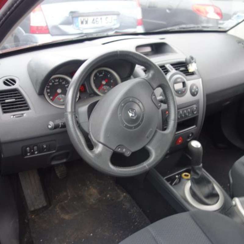 Attache ceinture arriere droit RENAULT MEGANE 2 Photo n°8
