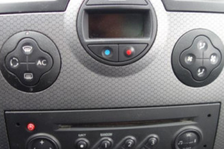 Attache ceinture arriere droit RENAULT MEGANE 2
