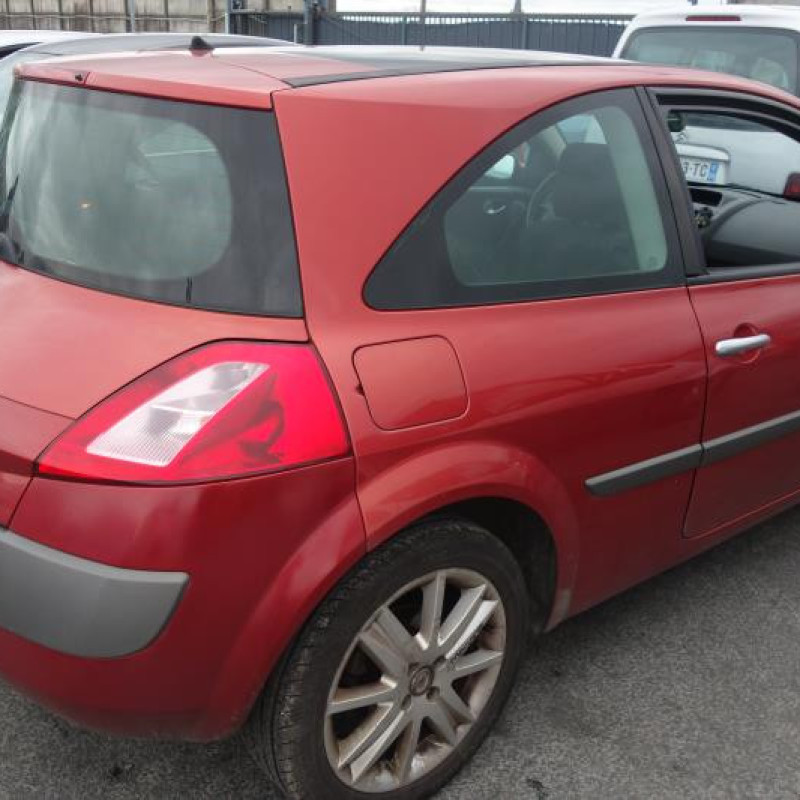 Attache ceinture arriere gauche RENAULT MEGANE 2 Photo n°6