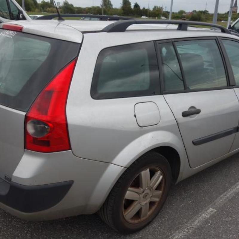 Pretensionneur de ceinture arriere gauche RENAULT MEGANE 2 Photo n°6