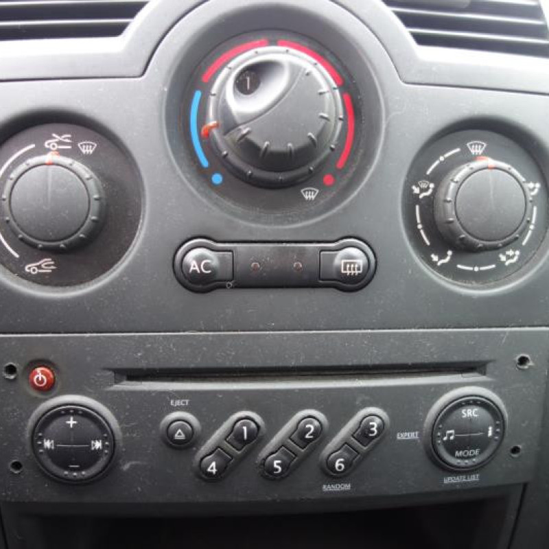 Pretensionneur de ceinture arriere gauche RENAULT MEGANE 2 Photo n°9