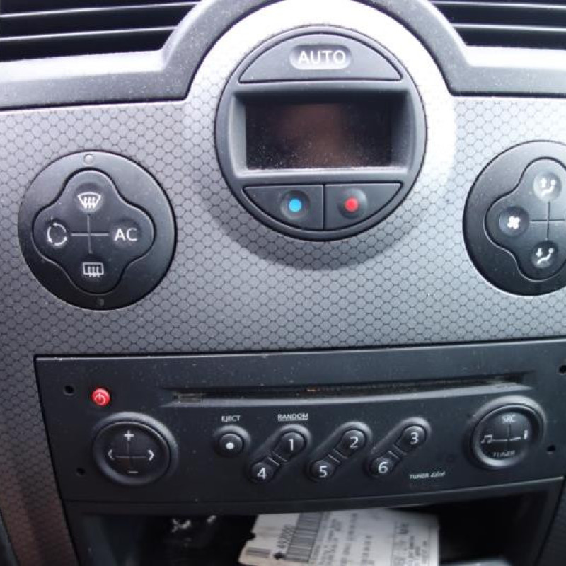 Porte arriere gauche RENAULT MEGANE 2 Photo n°8