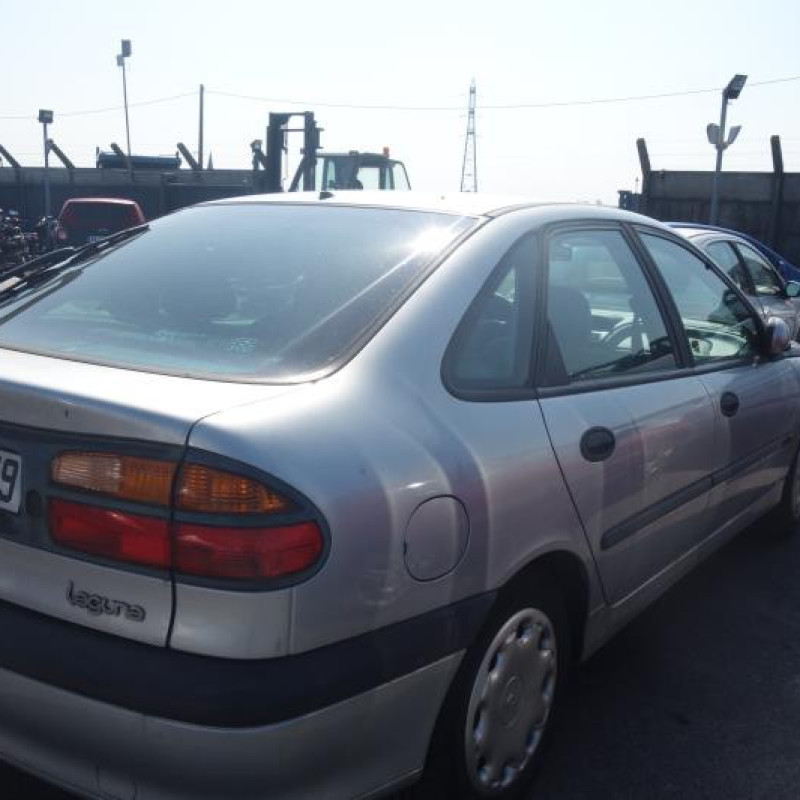 Ceinture arriere gauche RENAULT LAGUNA 1 Photo n°6